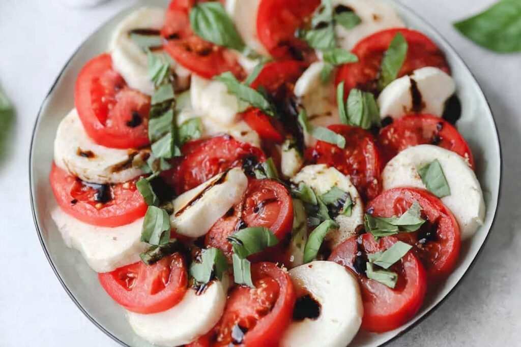 Low Carb Caprese Salad 89.png